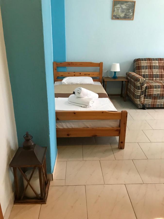 Rena Apartments Аспровалта Екстериор снимка