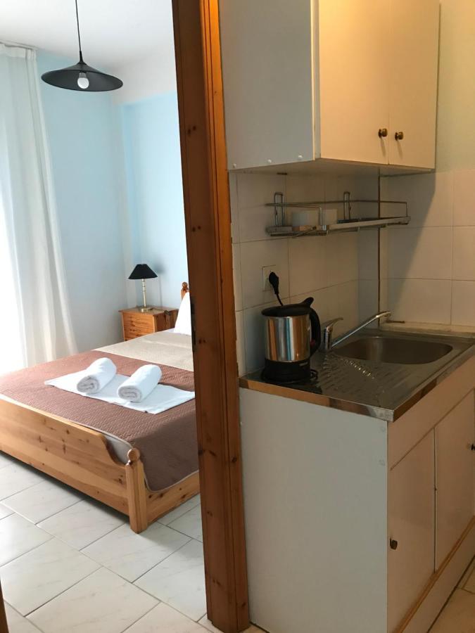 Rena Apartments Аспровалта Екстериор снимка