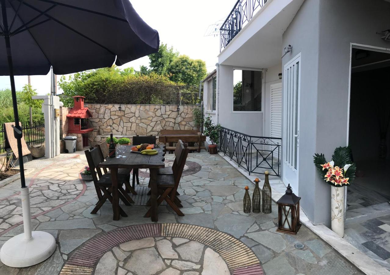 Rena Apartments Аспровалта Екстериор снимка