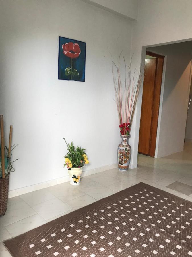 Rena Apartments Аспровалта Екстериор снимка