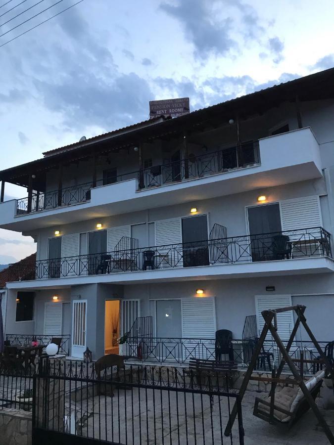 Rena Apartments Аспровалта Екстериор снимка