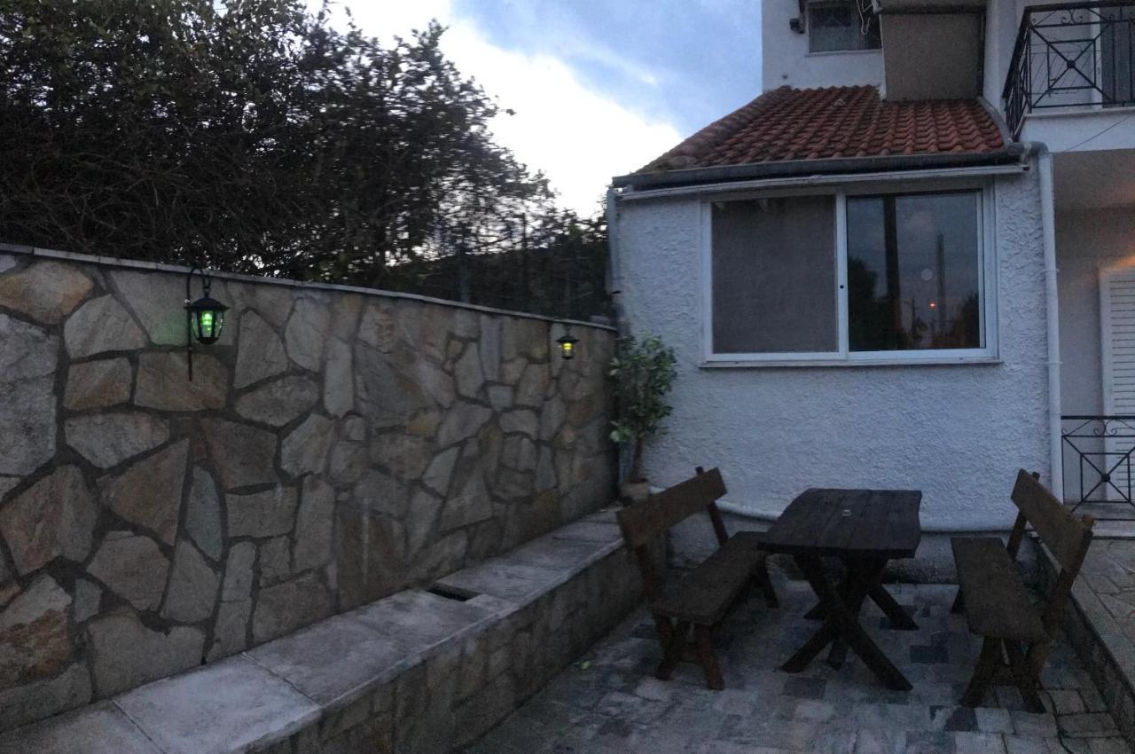 Rena Apartments Аспровалта Екстериор снимка