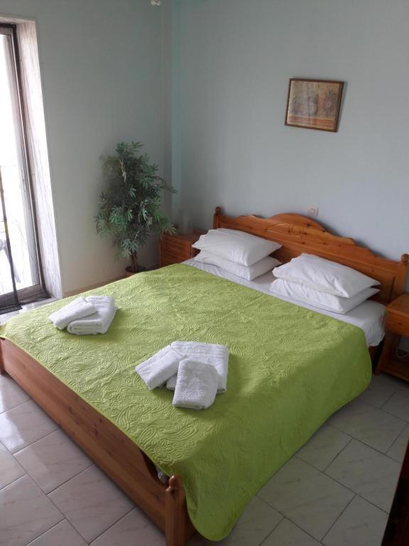 Rena Apartments Аспровалта Екстериор снимка